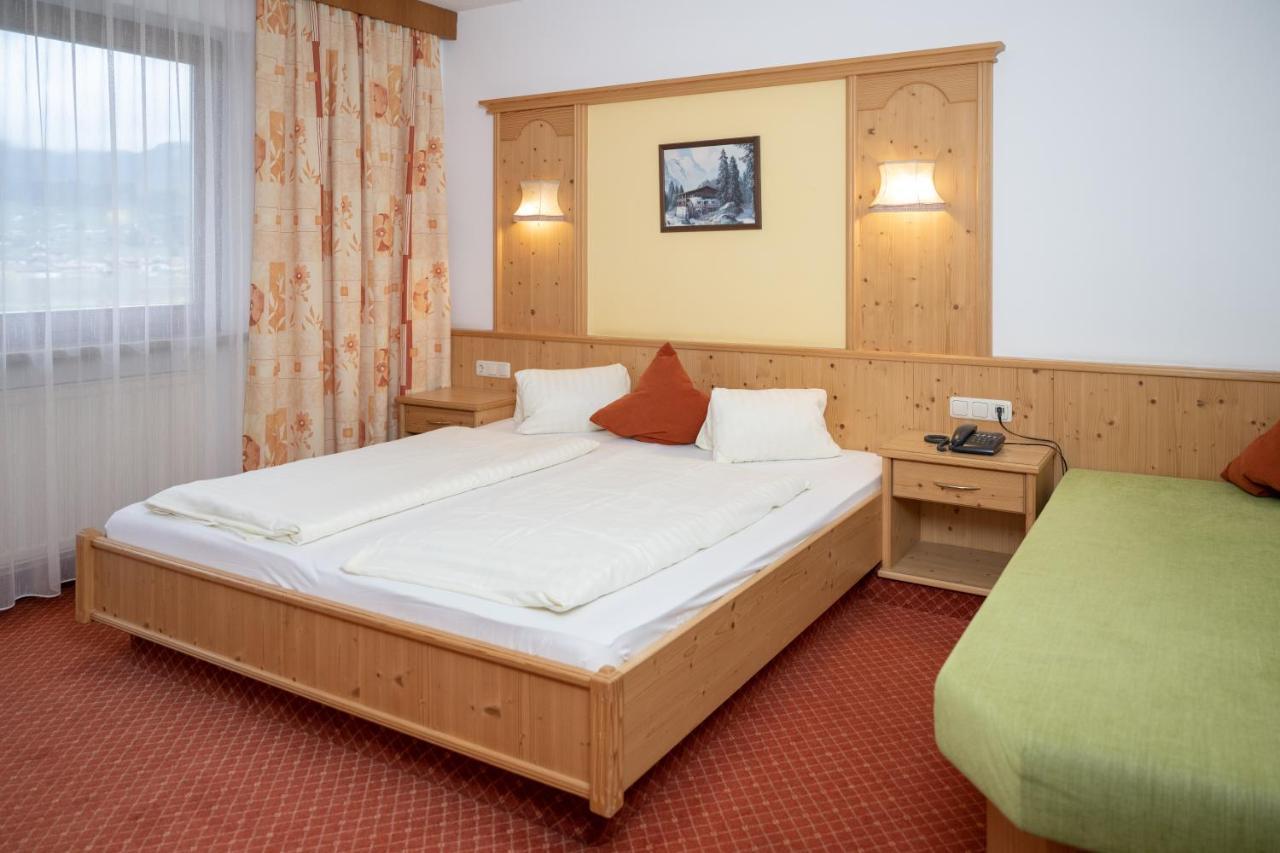 Hotel Waidachhof ケセン エクステリア 写真